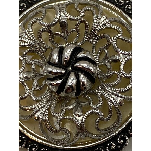 Vintage W. Germany Filigree Silver & Black Round Brooch Pin With Scalloped Edge - Picture 3 of 8